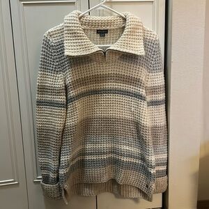 Eddie Bauer sweater size smalll
